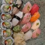 Best Sushi Deluxe Dinner in Wheaton, IL